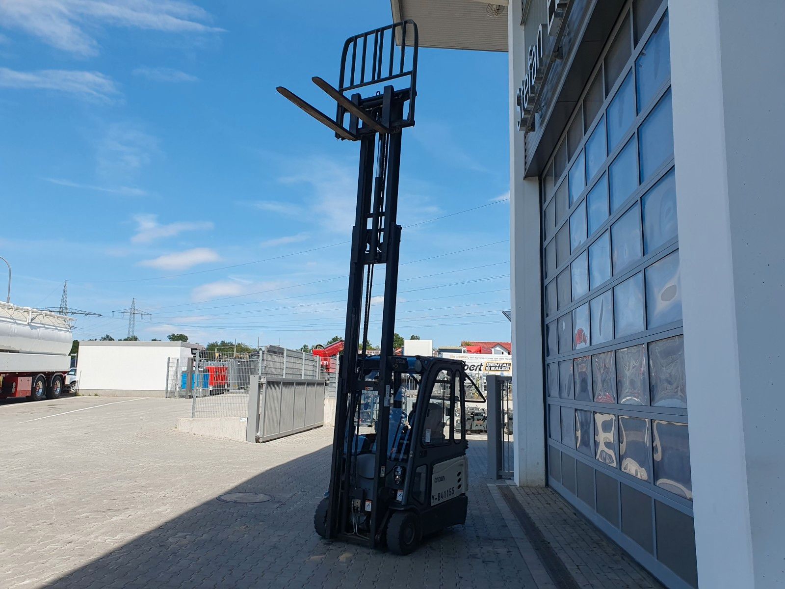 Fahrzeugabbildung Crown SCT6020-1.3 / Triplex 4,3m / 2.658h / 2020