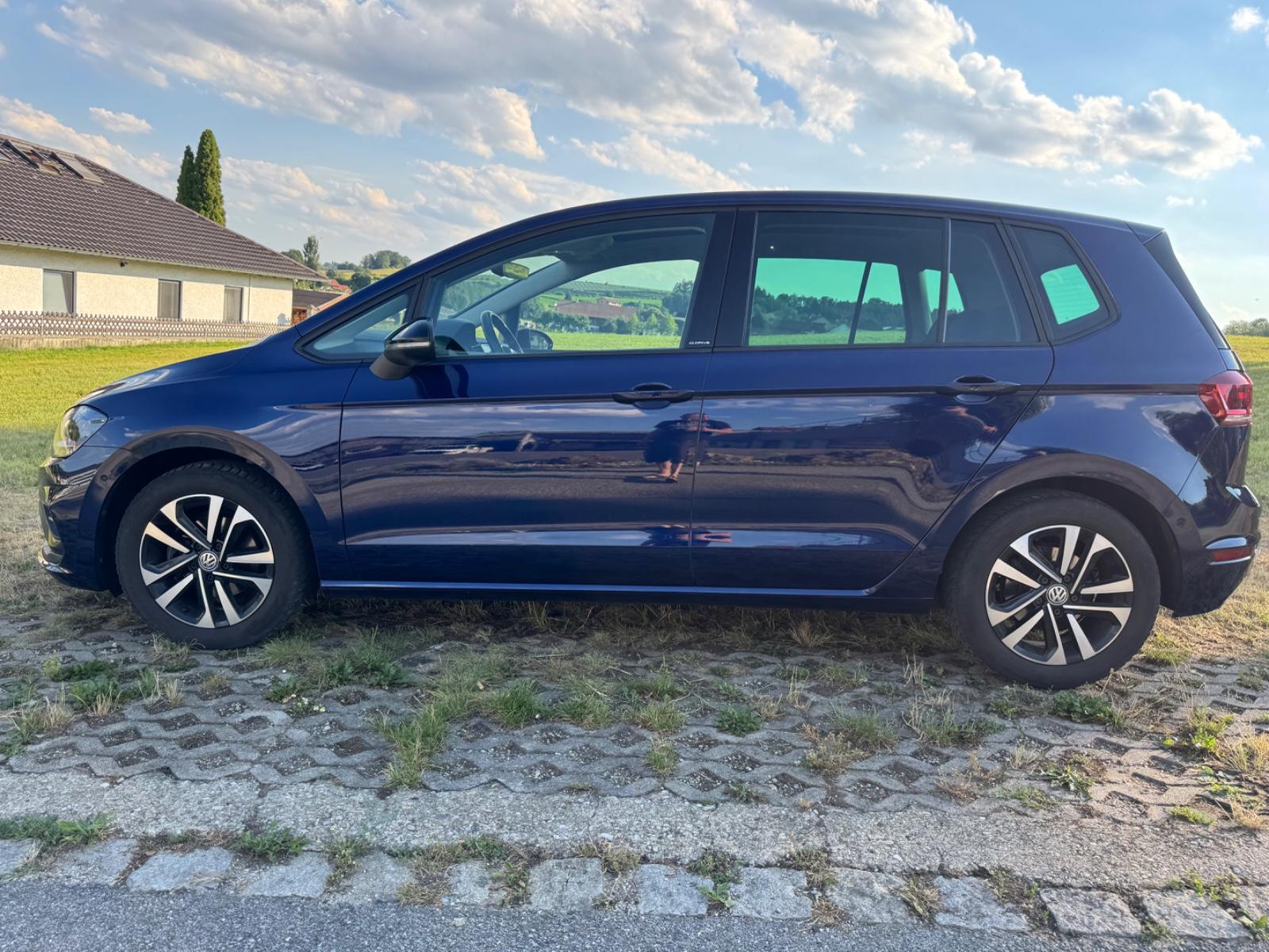 Volkswagen Golf Sportsvan VII IQ.DRIVE*NAVI*PANO* 1HAND*