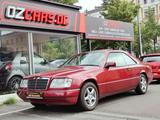 Mercedes-Benz CE 220*AUTOMATIK*LEDER*KLIMA*SZHZG* - Mercedes-Benz CE 220 Gebrauchtwagen