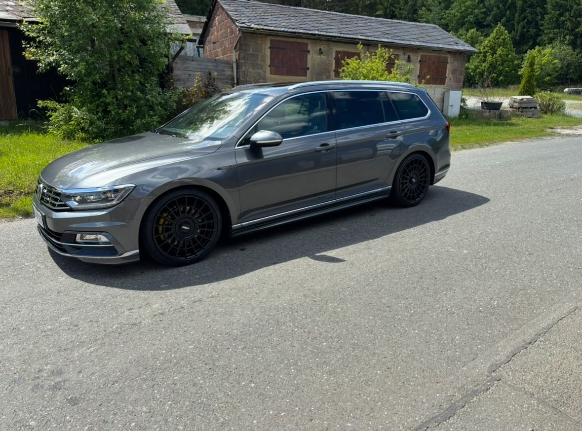 VW Passat Variant 2.0 TDI SCR 176kW DSG 4MOT Hi...