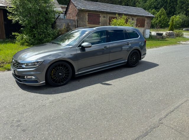VW Passat Variant 2.0 TDI SCR 176kW DSG 4MOT Hi...