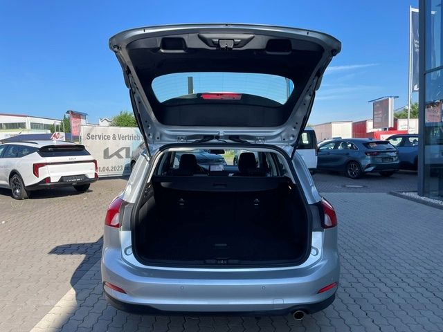 Fahrzeugabbildung Ford Focus Cool & Connect Kamera LED Navi PDC