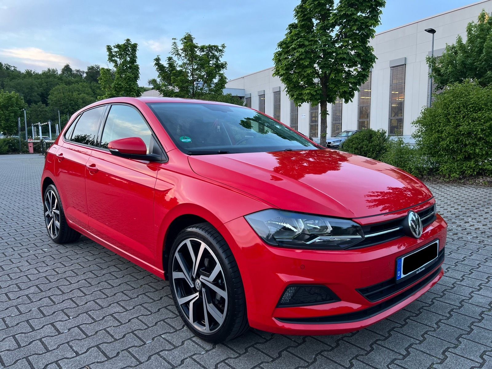 VW Vw Polo Comfortline sehr wenig KM / NEUWER...