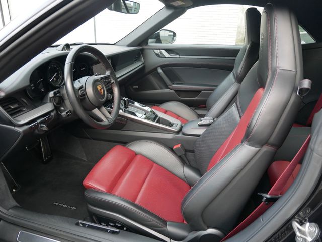 992