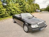 Mercedes-Benz Mercedes 300 ce 24 Cabrio - Mercedes-Benz S 300 aus 1992