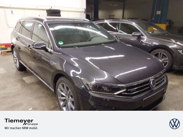 Volkswagen Passat Variant GTE NP70 LEDER STHZG LM18 AHK