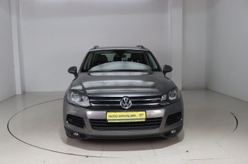 Volkswagen Touareg - 2