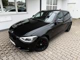 BMW 118i Aut. Advantage+  Navi Xenon 8-fach Alu - BMW 118: Schwarz