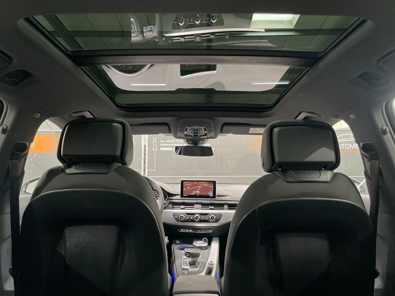 Fahrzeugabbildung Audi A4 Behinderteng. #Kamera#Matrix#ACC#Pano#Virtual