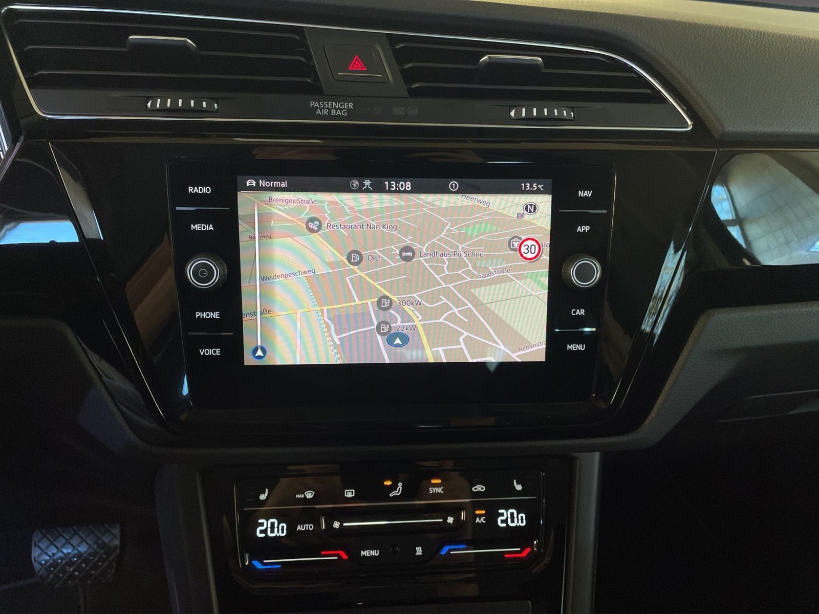 Volkswagen Touran - Bild 12