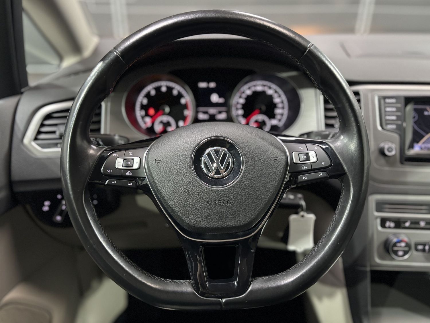 Fahrzeugabbildung Volkswagen Golf Sportsvan Comfortline #Kamera#Tempomat#Navi