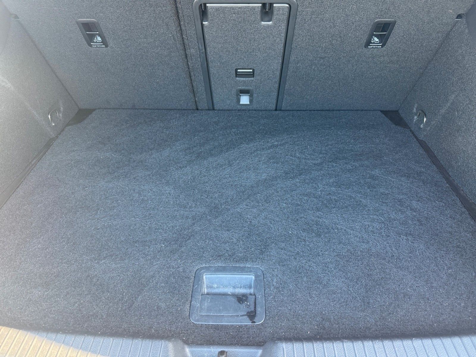 Fahrzeugabbildung Volkswagen Golf VIII Lim. Active 2.0 TDI