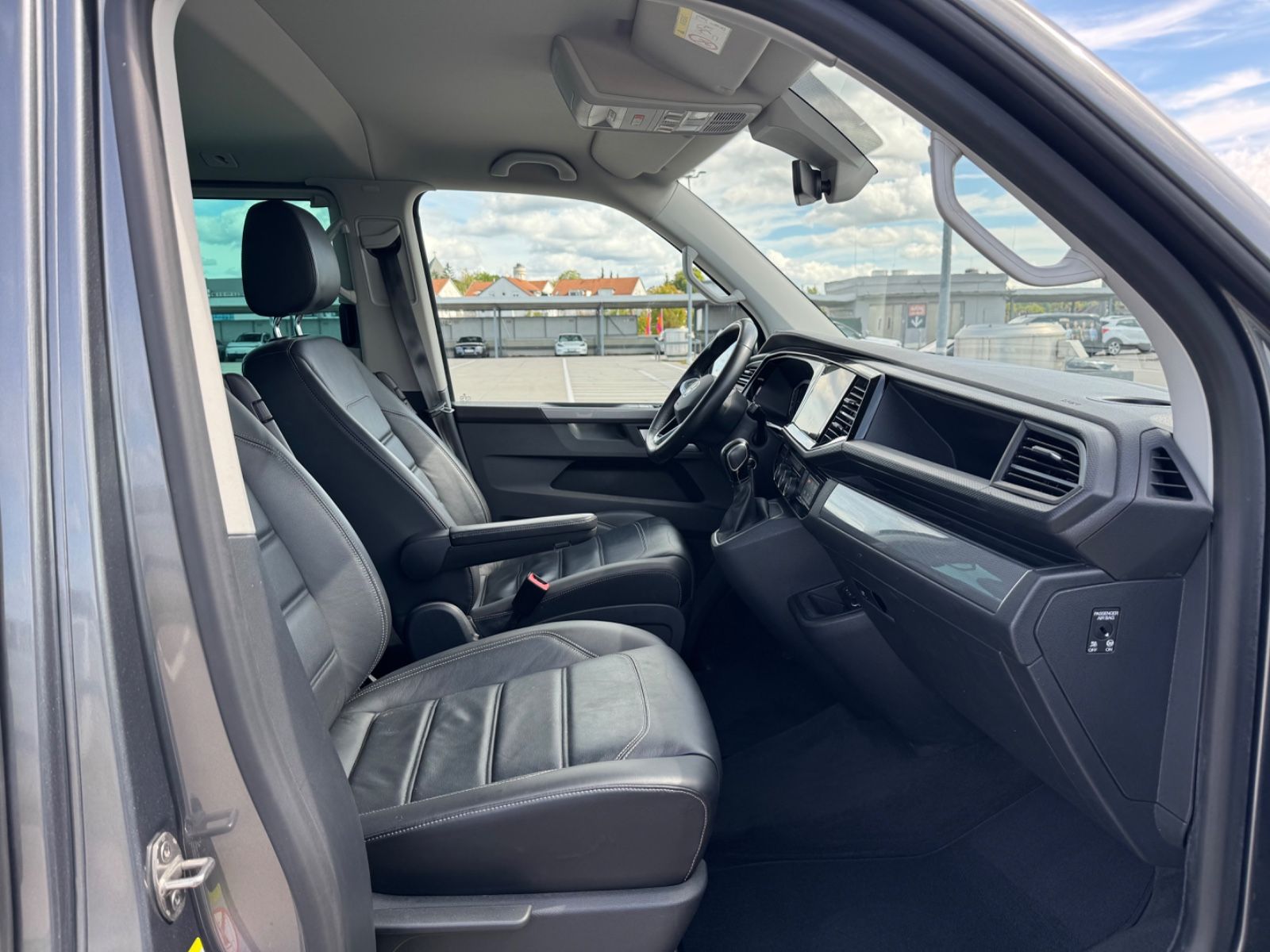 Volkswagen T6.1 Multivan 4M DSG 7-STZE VIRTU NAVI LED LEDER foto 8