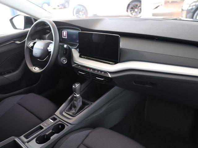 Skoda Octavia 1.5 TSI LED KLIMAAUTOM APP SITZH PDC