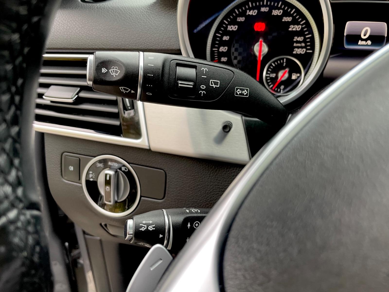 Mercedes-Benz GLE 350 AMG-Line Interieur-4Matic-R.Kamera-Pano