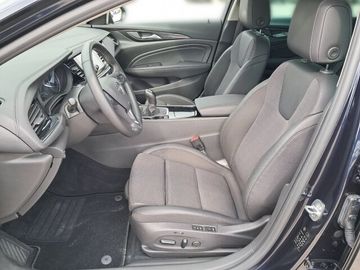 Opel Insignia - 8