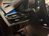 BMW X5 xDrive40d - - blaue BMW X5