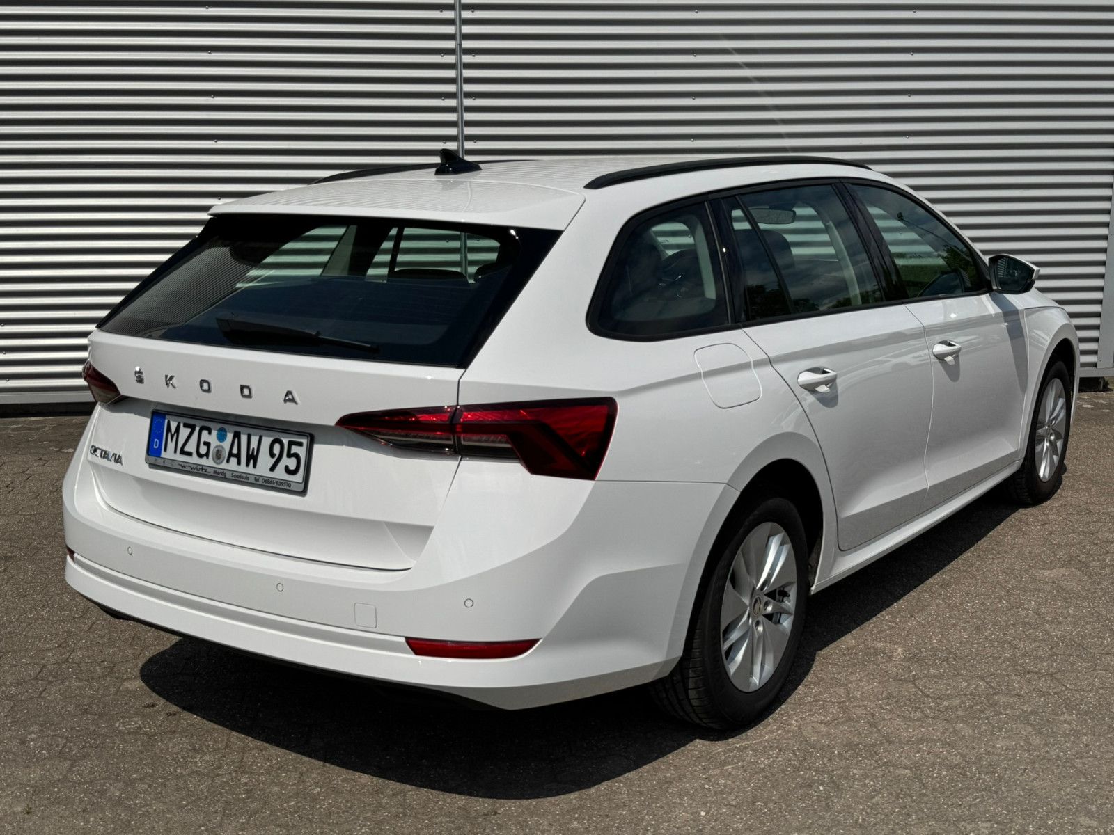 Fahrzeugabbildung SKODA Octavia Combi 1.5 TSI Climatronic Tempomat