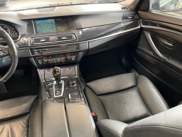 BMW 535 Touring *SOFTCLOSE*LEDER*NAVI*ACC*PANO*HUD*