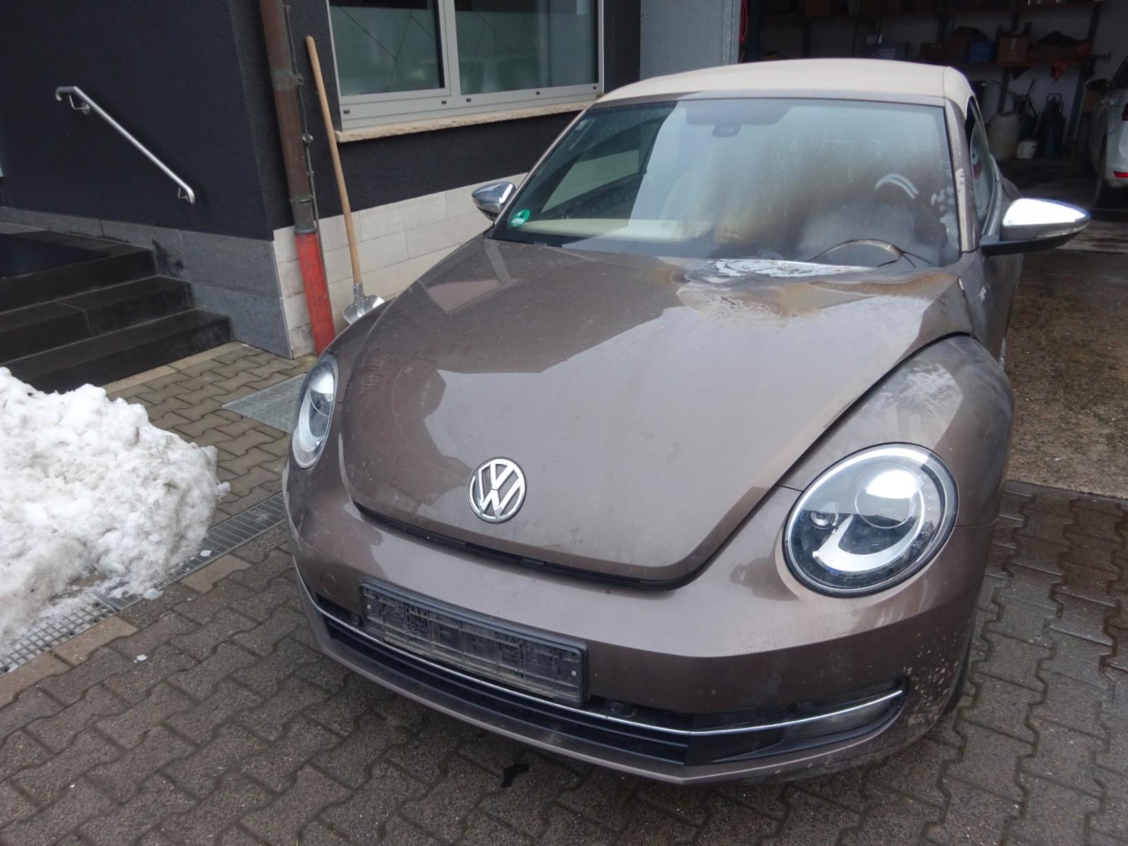 Volkswagen Beetle Cabriolet 70´s Design