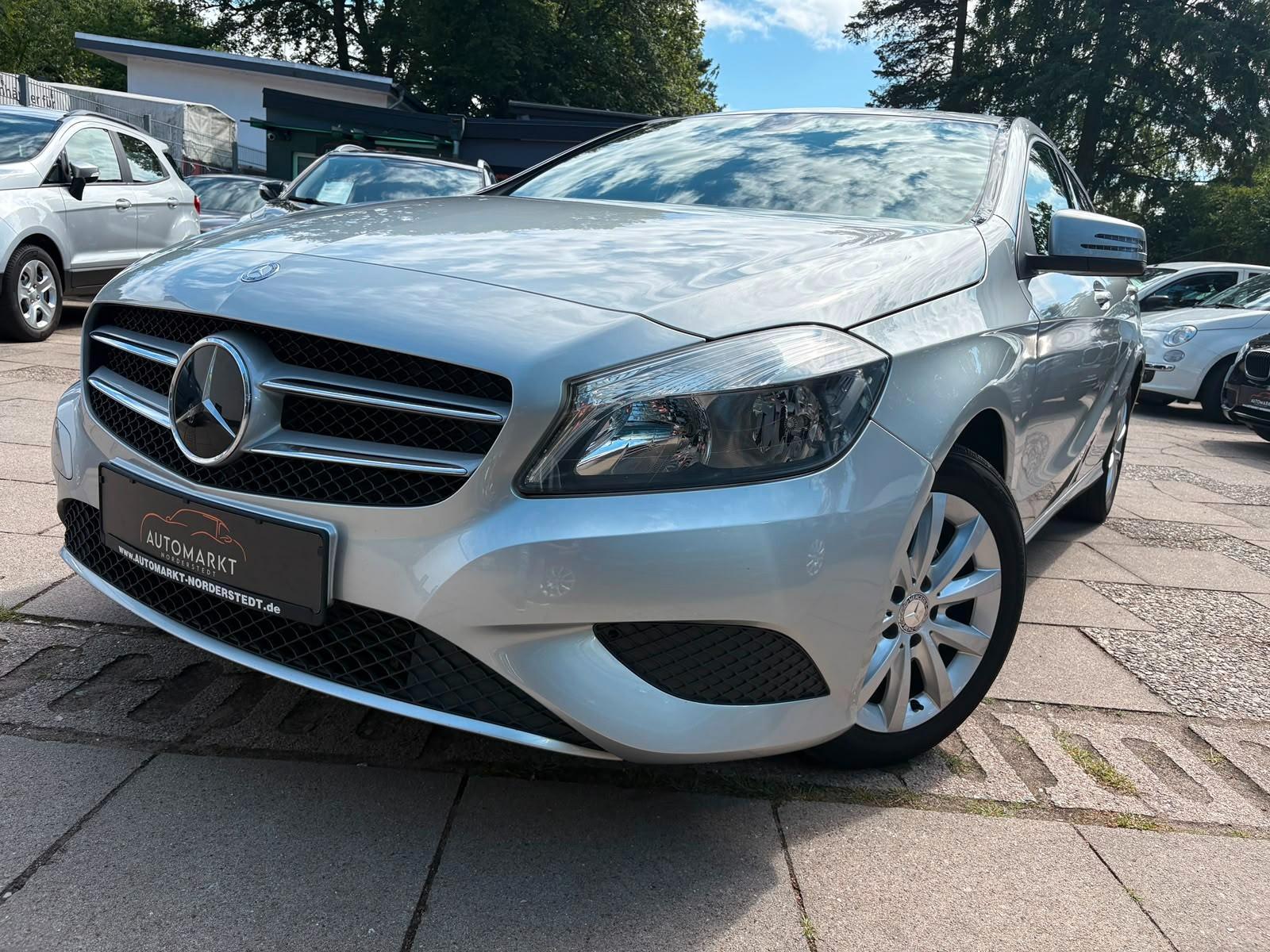 Mercedes-Benz A 180 A A 180 BlueEfficiency / Navi / Klimaanlag