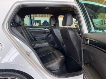 MYAUTOCENTER – Gebraucht- und Jahreswagen mit Werkstattservice in Pfaffenhofen Volkswagen Golf VII Lim. GTD BMT *Kamera*Klima*PDC*