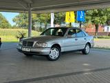 Mercedes-Benz C 220 ELEGANCE *OLDTIMER*KLIMA*SCHIEBEDACH*SHZ* - Mercedes-Benz C 220 aus 1995