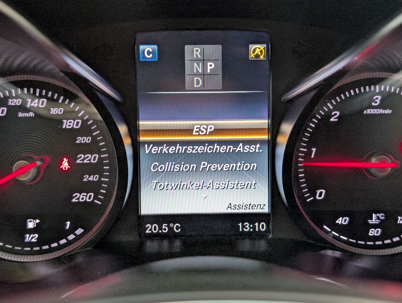 Fahrzeugabbildung Mercedes-Benz C 220 d T 9G Avantgarde T-Leder LED-High Kamera
