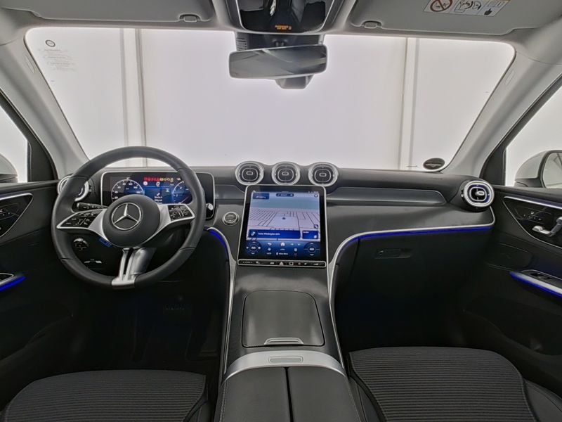 Fahrzeugabbildung Mercedes-Benz GLC 220 d 4M Avantgarde*Pano*Distro*Totwink*Memo