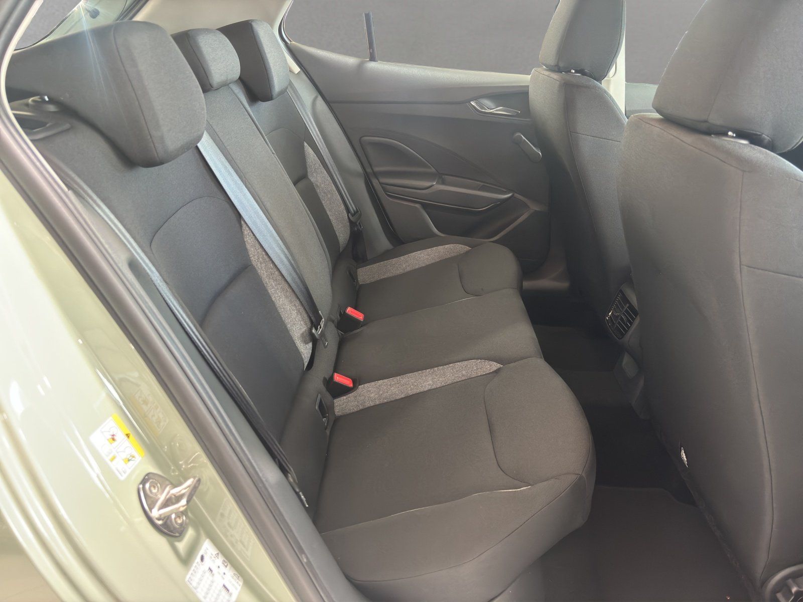Fahrzeugabbildung SKODA Fabia Essence 1,0 TSI 70 kW Klima/PDC/LMF/Lane