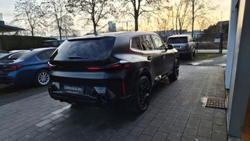 BMW XM - 7