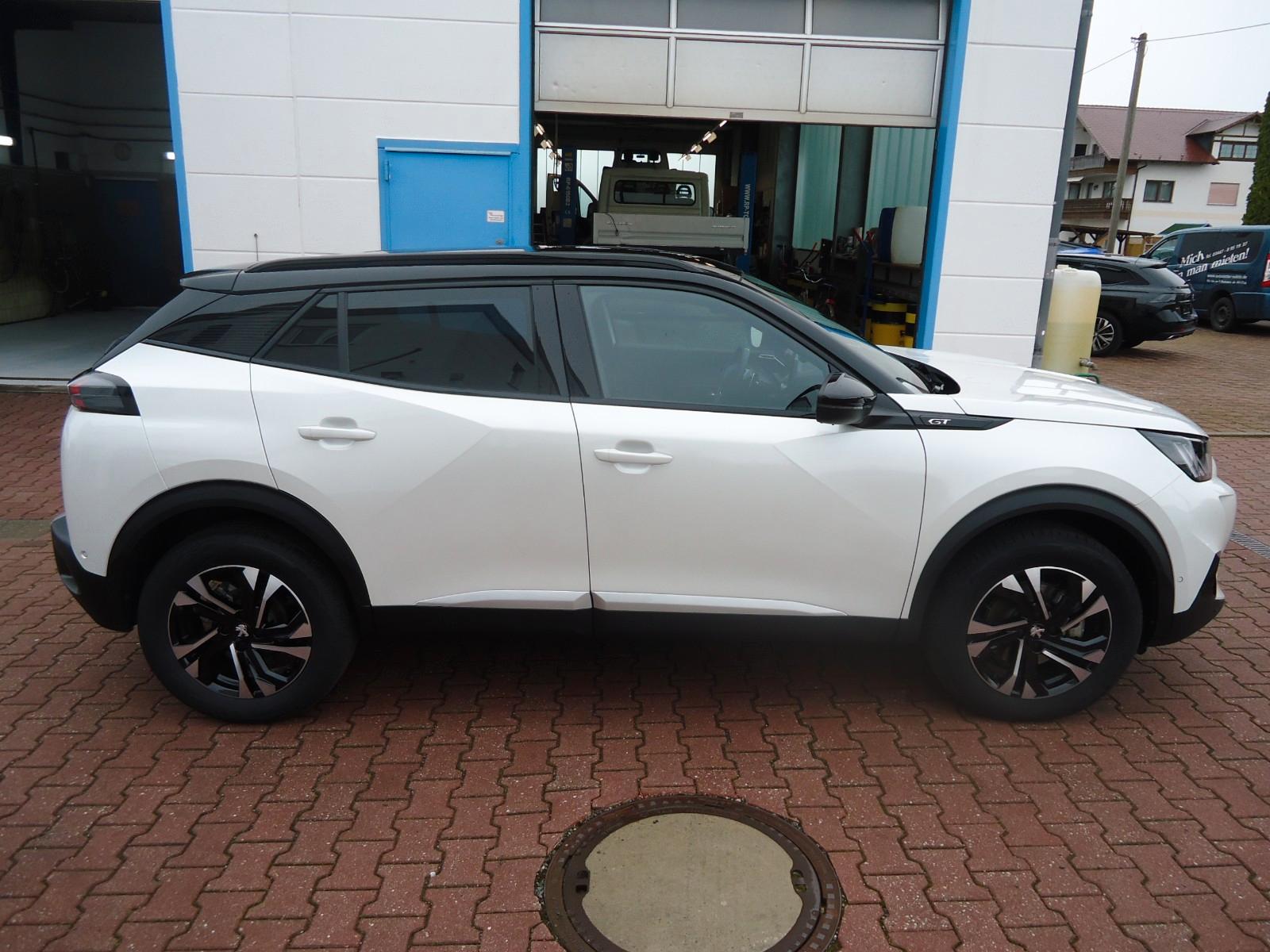 Peugeot 2008 PureTech 155 EAT8 GT *Navi-Sitzheizung*