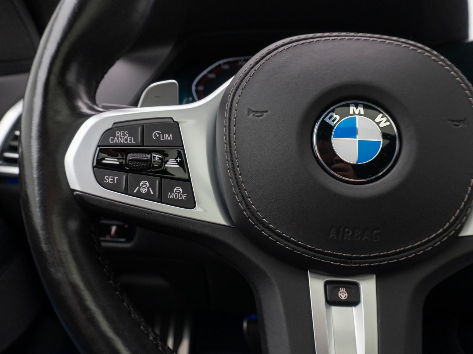 Fahrzeugabbildung BMW X7 xD40d M Sport Panorama 360°Laser HUD SoftCL