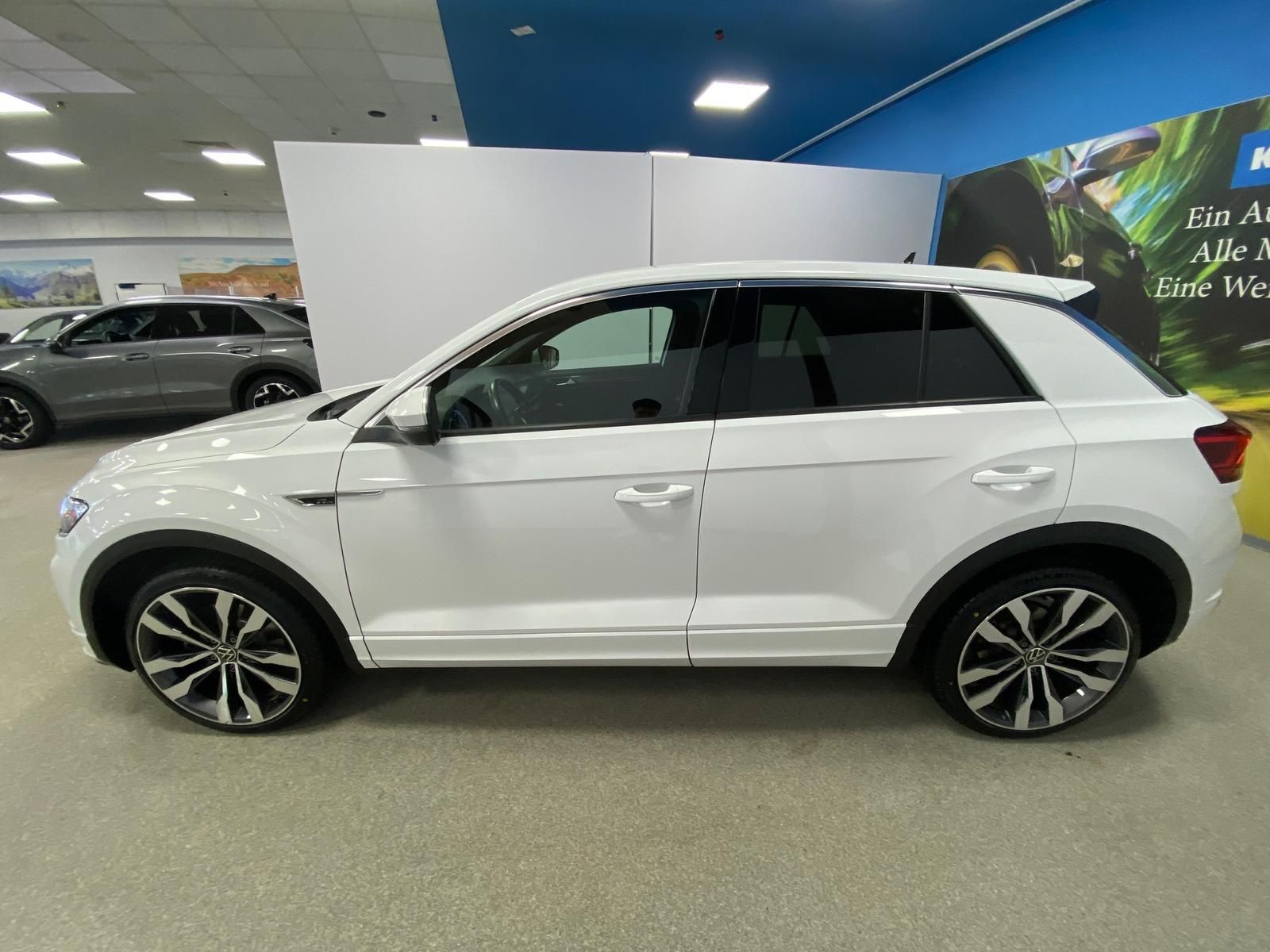 Fahrzeugabbildung Volkswagen T-Roc 1.5 TSI DSG SPORT R-LINE+ACC+AHK+ALLWETTER