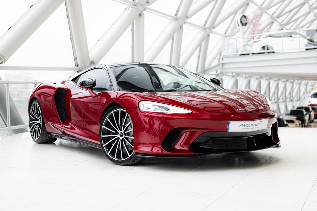 Image of McLaren GT