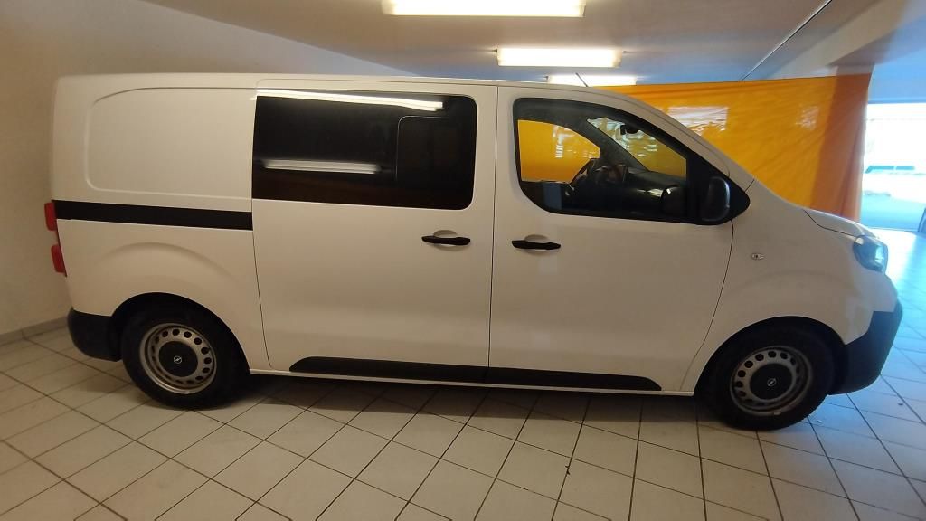 Erstes Annaberger Autohaus -  Opel Vivaro L2 Flexkabine Winter,City-Connect, - Bild 4
