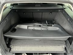 Fahrzeugabbildung Volkswagen Passat Variant 2,0 TDI DSG Unfall  Airbag`s O.K.