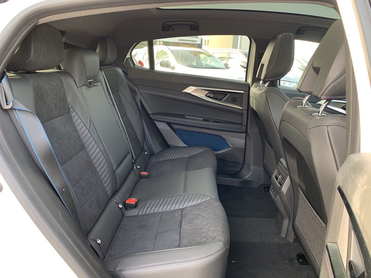 Renault Rafale - Bild 26