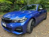 BMW 320i Touring M Sport*HUD,8-Fach,H&K, 360G Kamera - BMW 320 Gebrauchtwagen in Aachen