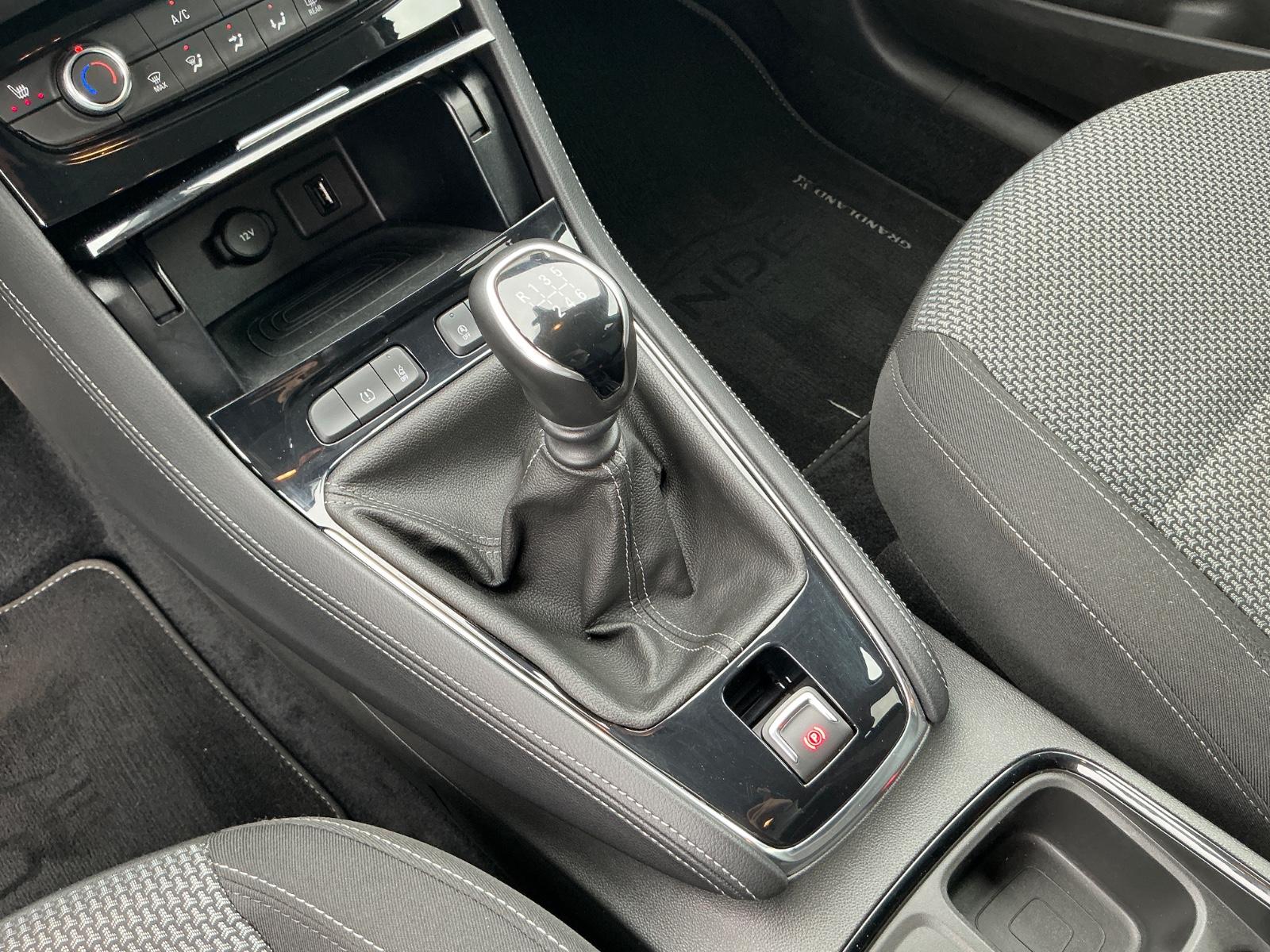 Opel Grandland (X) 1.2 Turbo SHZ LHZ AHK NAVI CarPlay