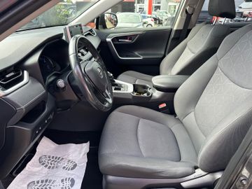 Toyota RAV 4 - 10