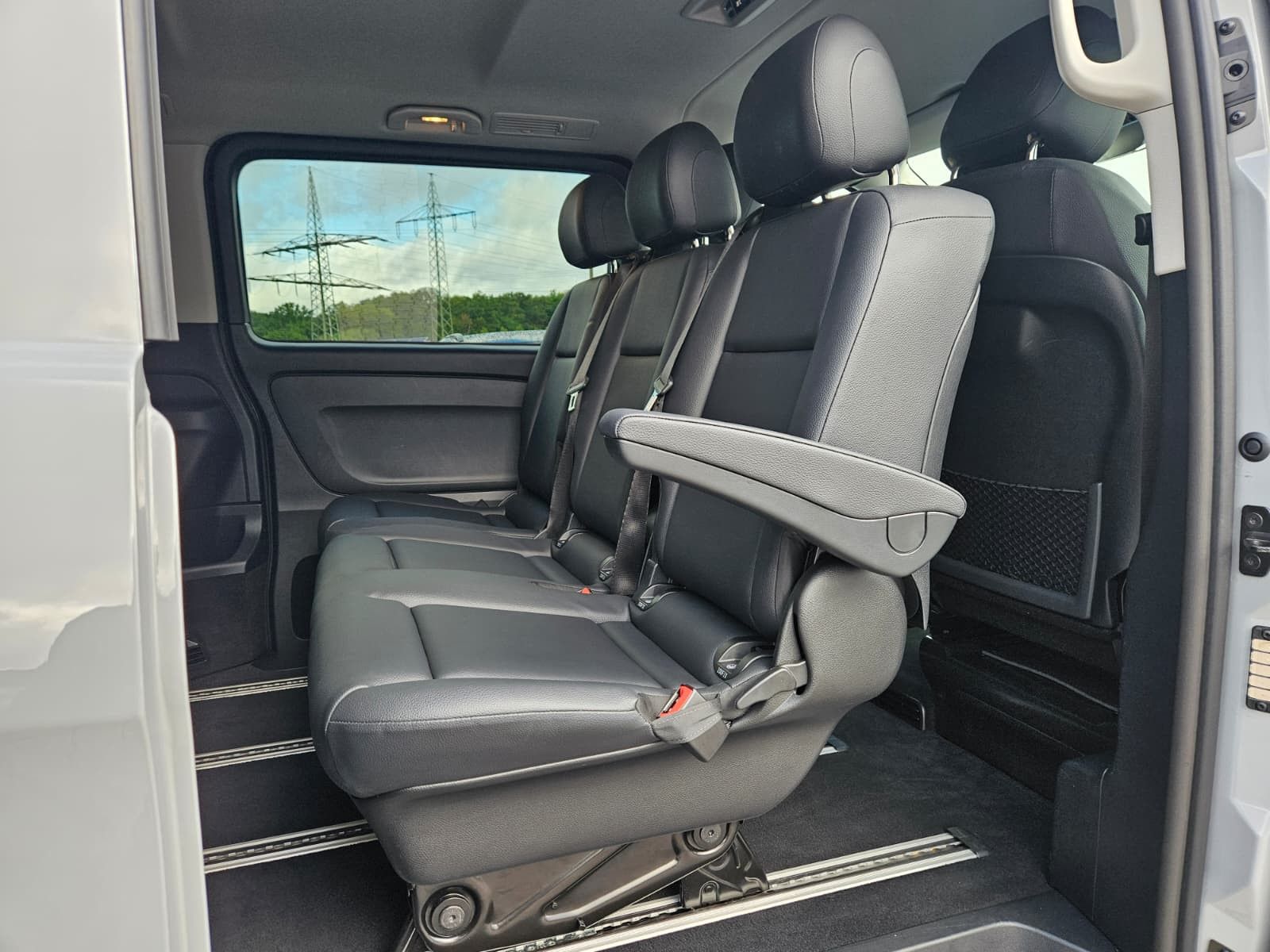 Fahrzeugabbildung Mercedes-Benz Vito 119 Tourer lang SELECT Sport LED*LEDER*AHK