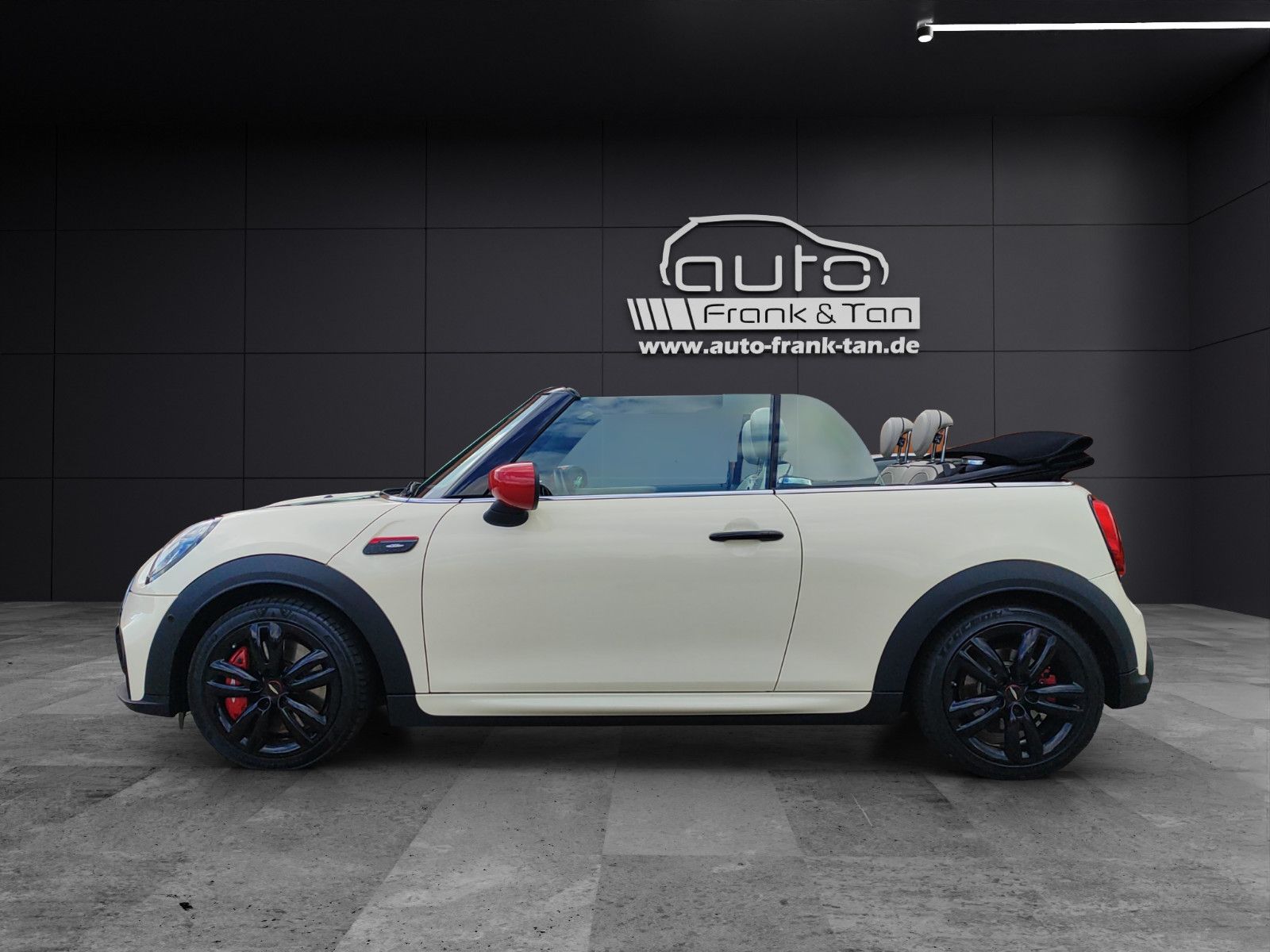 Fahrzeugabbildung MINI John Cooper Works Cabrio Ambiente*CarPlay*Navi*