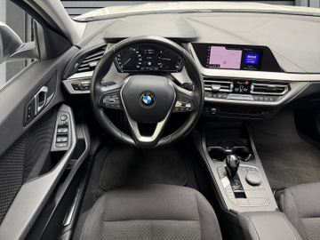 BMW 118 - 6