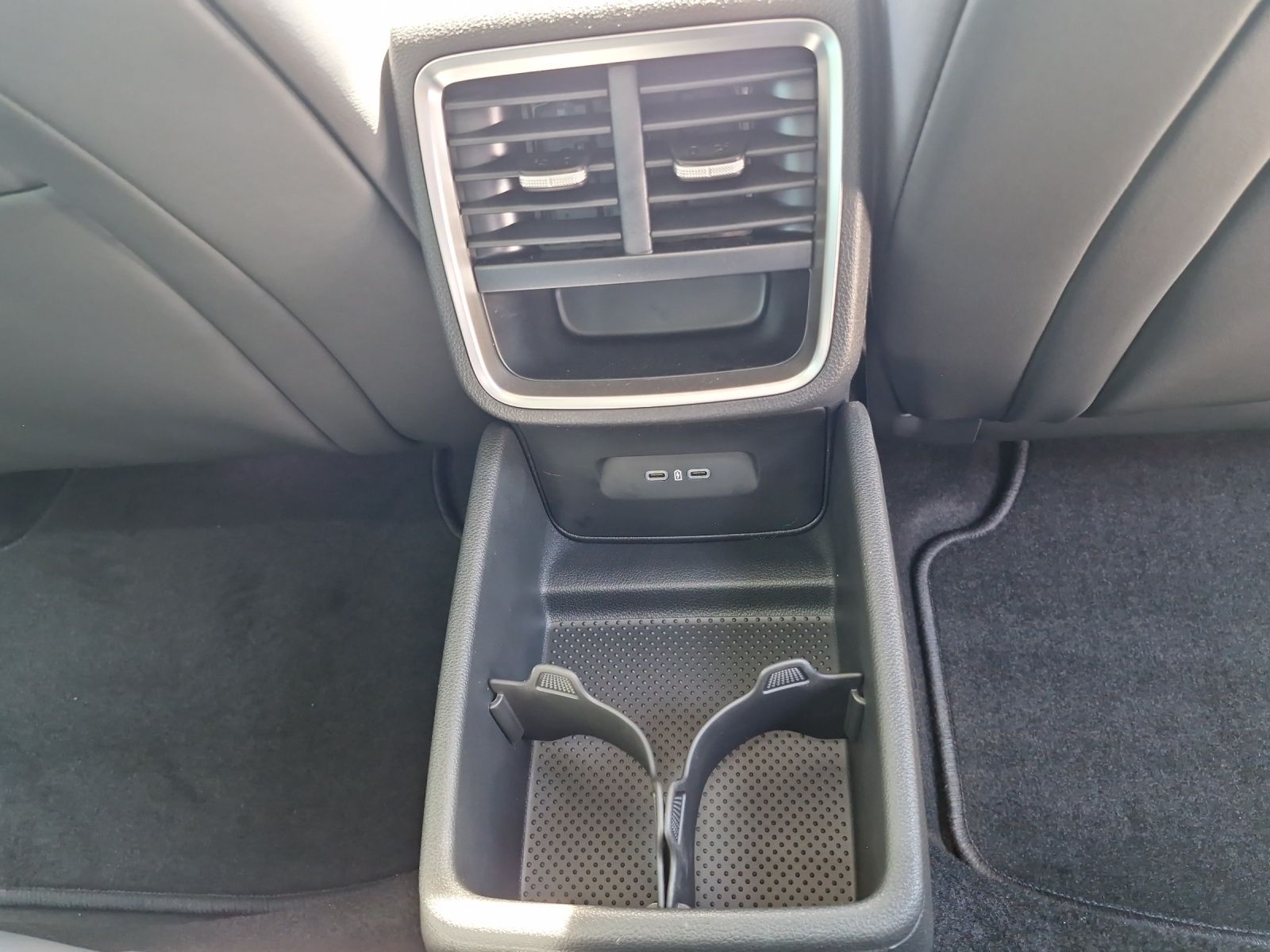 Fahrzeugabbildung SKODA Octavia Combi Exclusive 2.0 TDI DSG ACC LED KAME