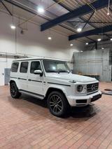Mercedes-Benz Final Edition White