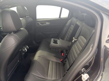 Alfa Romeo Giulia 2.2 Diesel Veloce Q4 *PANORAMA*TECHNOLOGI
