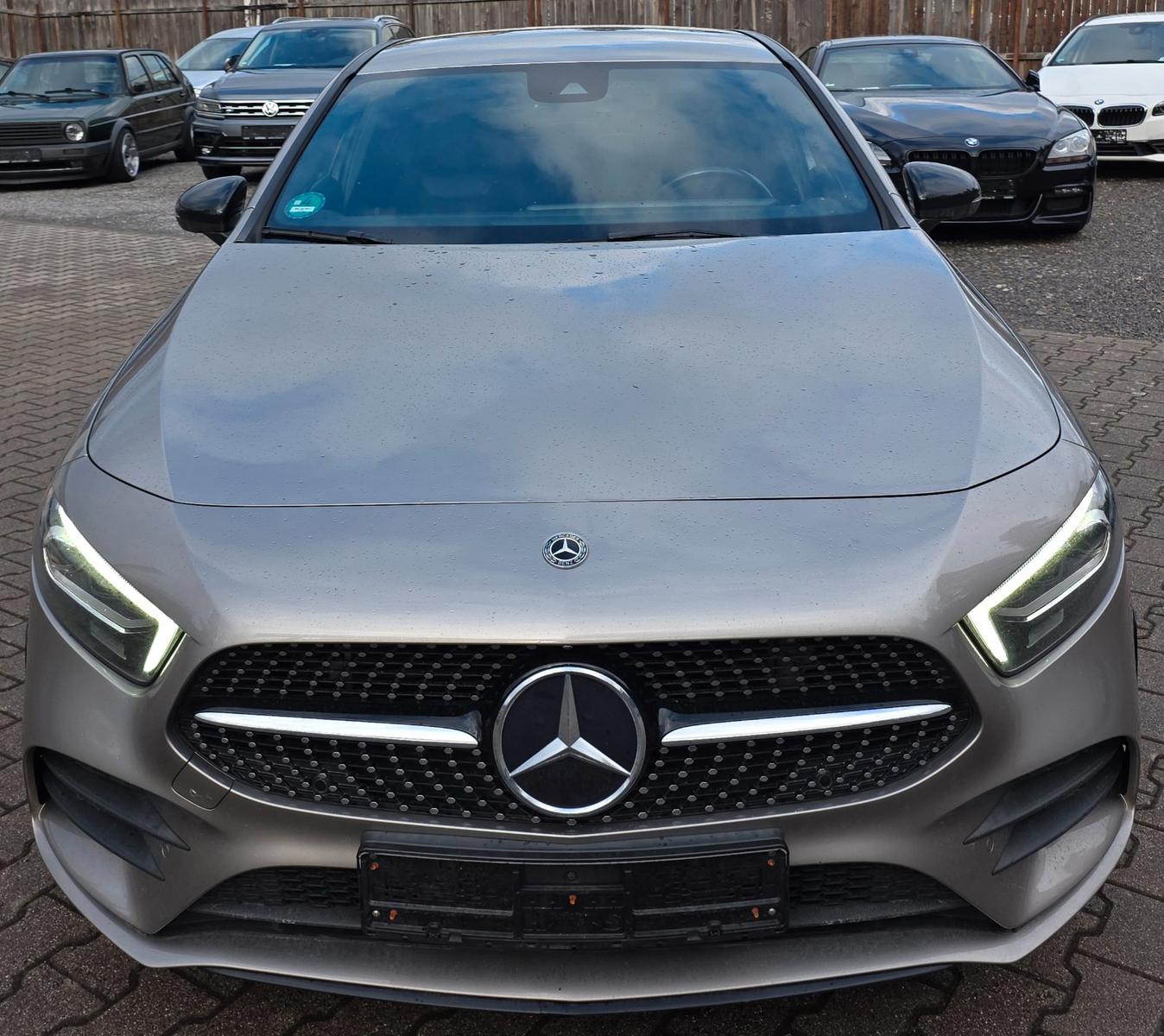 Mercedes-Benz A 220 4Matic AMG/LED/NAV/KAMERA/LKA/STANDHEIZUNG