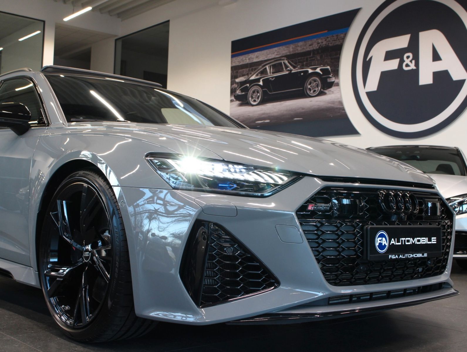 Fahrzeugabbildung Audi RS6 Avant 4.0 TFSI quattro B&O*Pano*VOLL