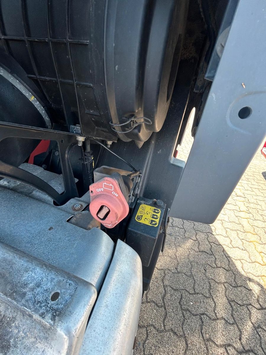 Fahrzeugabbildung DAF 2 Stk. XF 450 FT, ADR